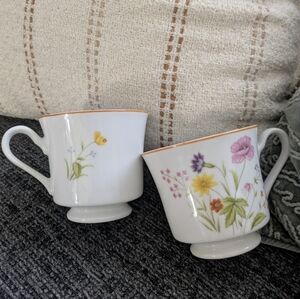 ❣️Vintage Stratford Floral Graphic Pair Of Tea Cups, 8 oz